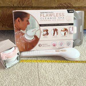 Cleanse Spa Spinning Brush -NIB